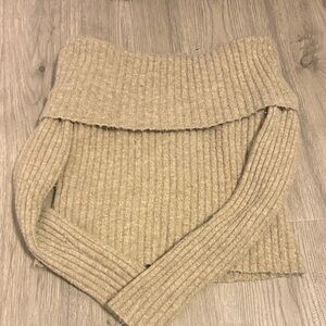 SO Women's Off-the-Shoulder Tan Sweater